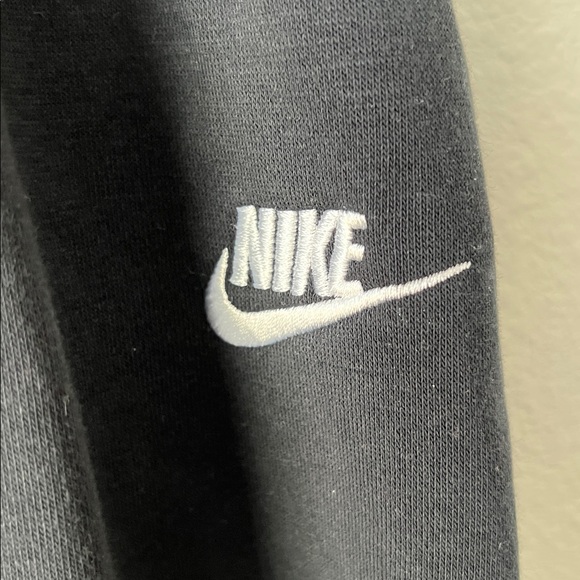 Nike Black Sweatpants - Kids M - Picture 3 of 8